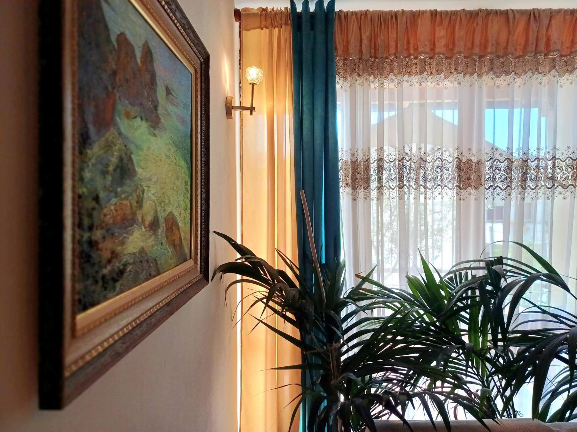 Guest Near Historical Center *